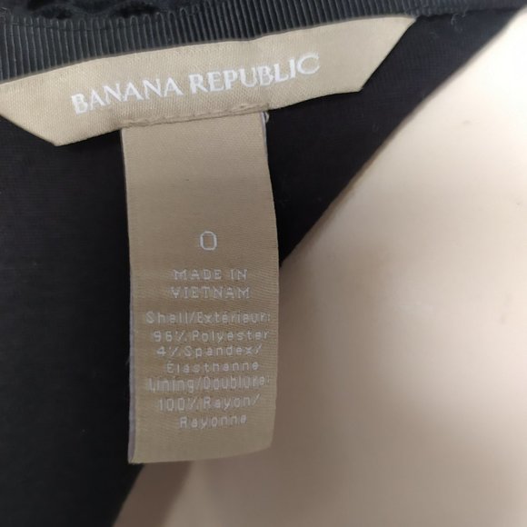 Banana Republic Crochet Top - Picture 6 of 6